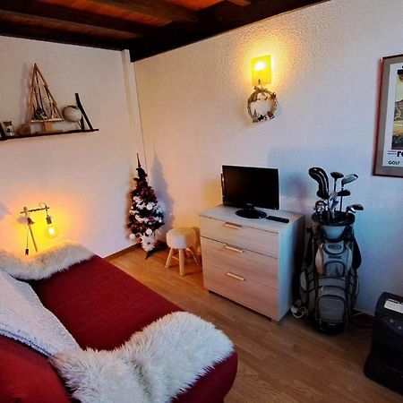 Calme Et Altitude Ambiance Cosy Apartment Font-Romeu-Odeillo-Via Exterior photo