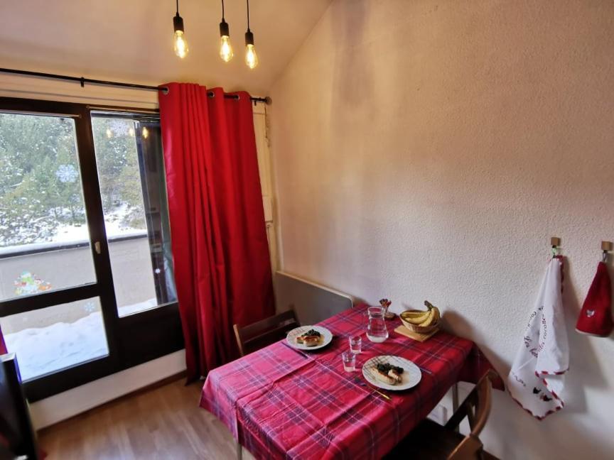 Calme Et Altitude Ambiance Cosy Apartment Font-Romeu-Odeillo-Via Exterior photo